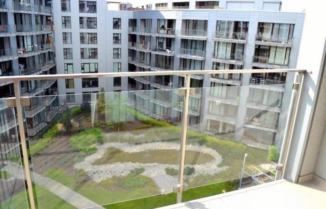 Studio Flat Triton Park وارسو المظهر الخارجي الصورة